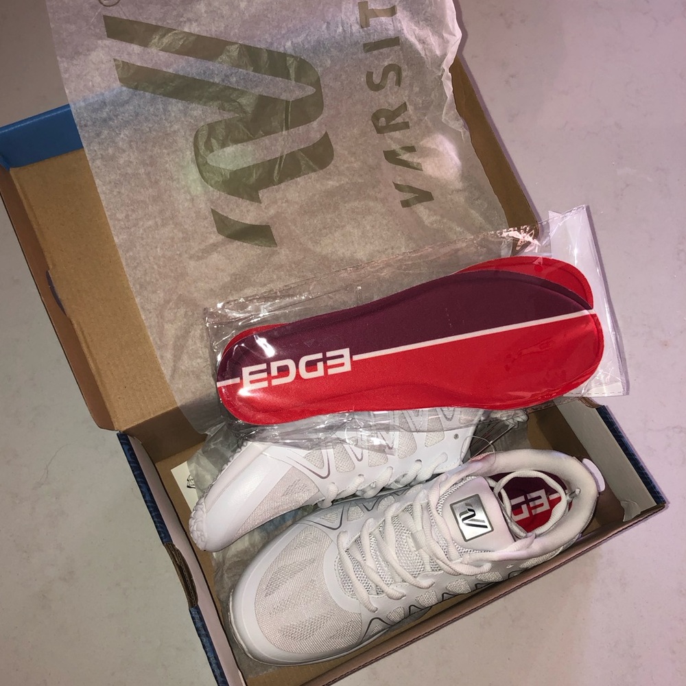 Varsity cheer shoes! (white) (women size: 8) (brand new/never used)